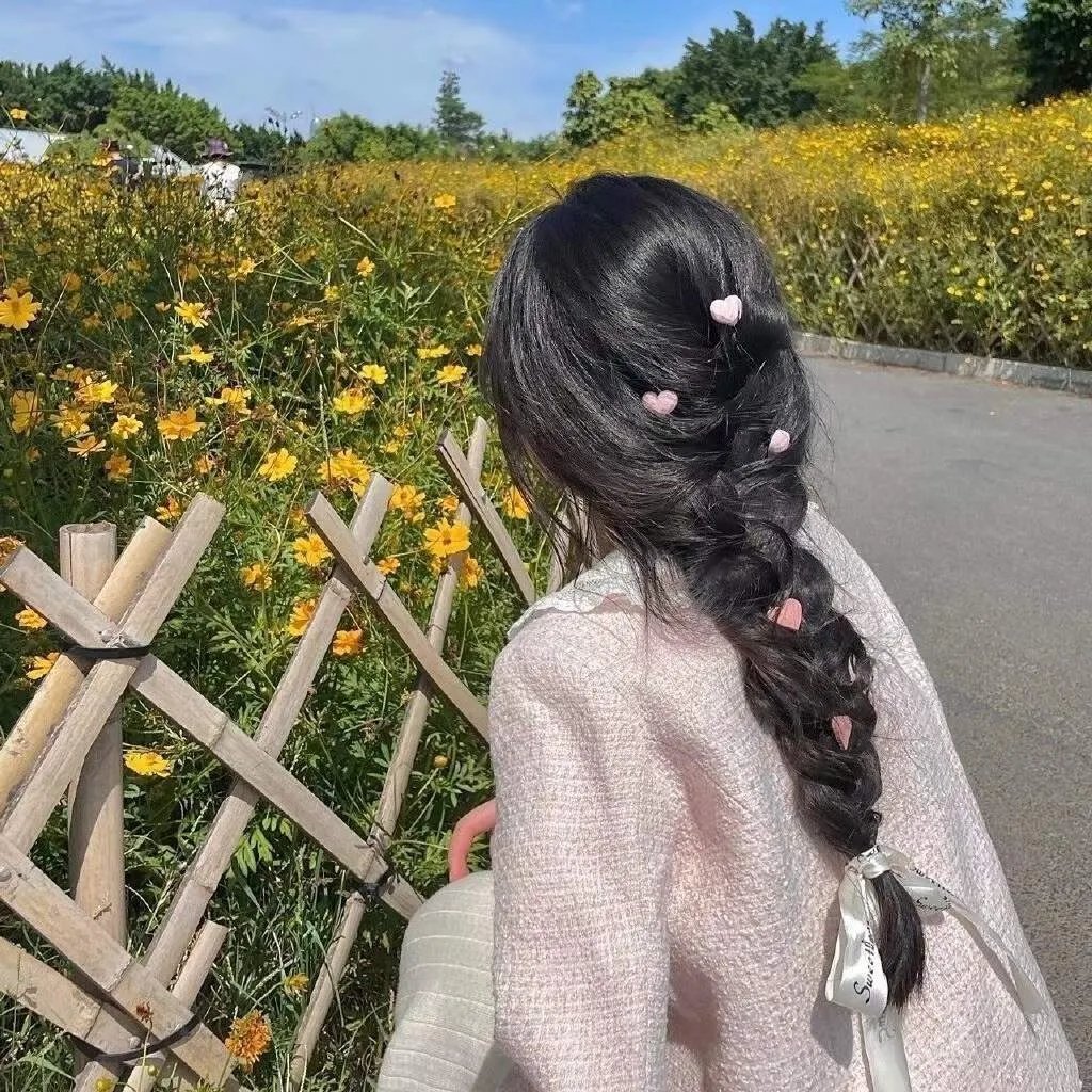 蕾丝炸弹